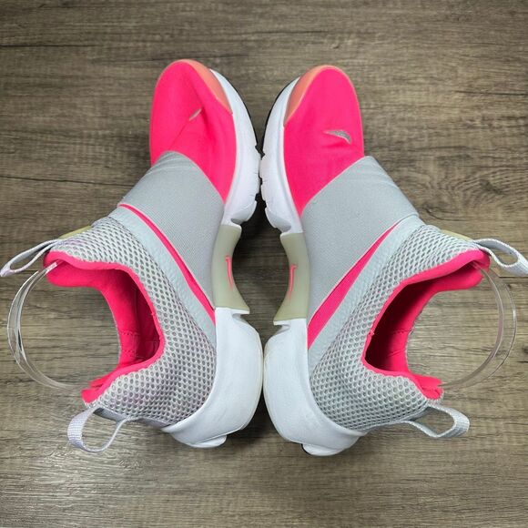 Nike~Girl’s~Presto Extreme Supreme Hot Pink with Gray Strap~Size 7Y - Picture 6 of 8